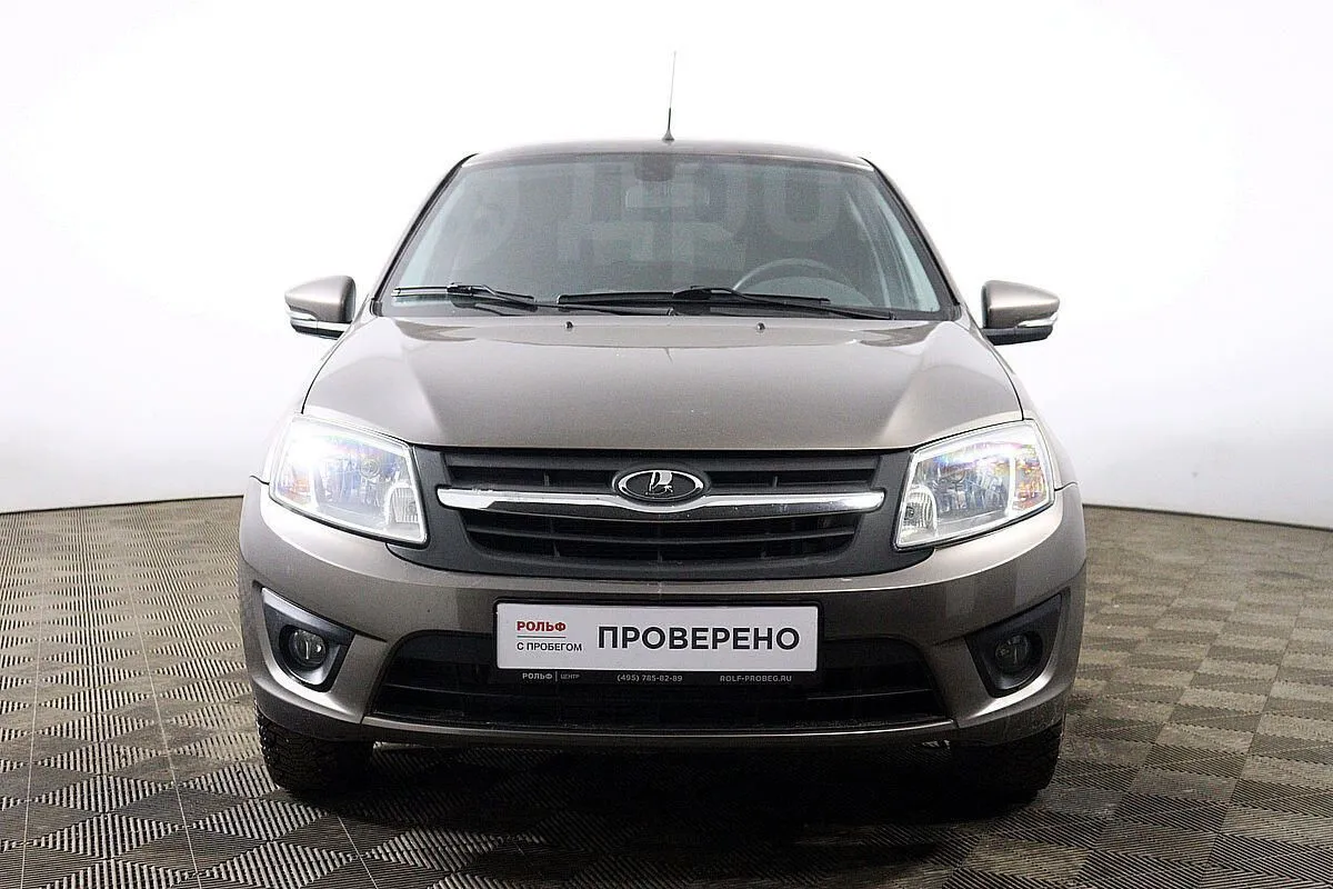 Лада Гранта  Image 2