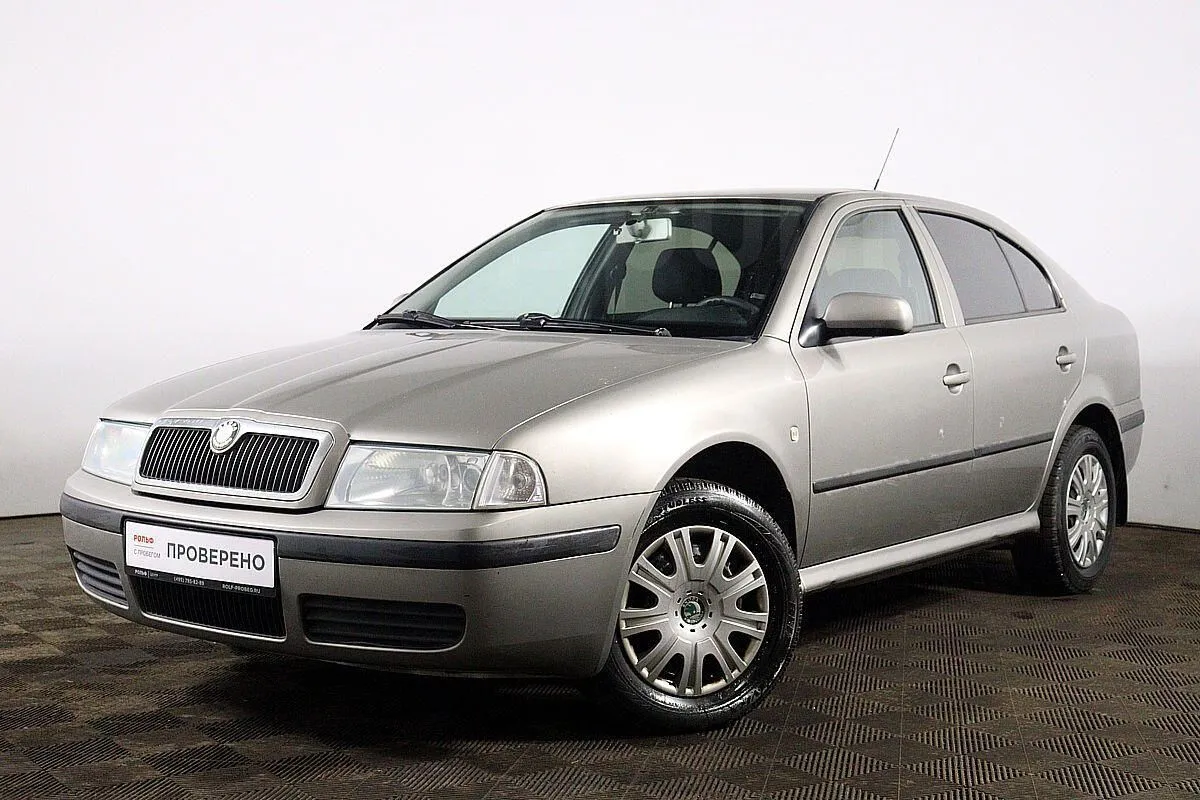 Skoda Octavia  Image 1