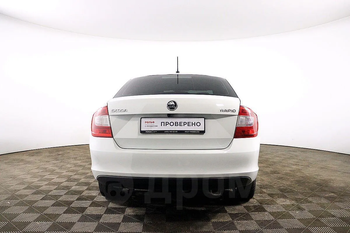 Skoda Rapid  Image 6