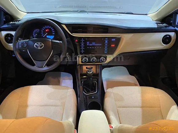 Toyota Corolla 1.33 Life Image 10