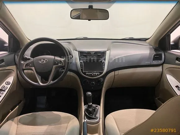 Hyundai Accent Blue 1.6 CRDI Mode Plus Image 10