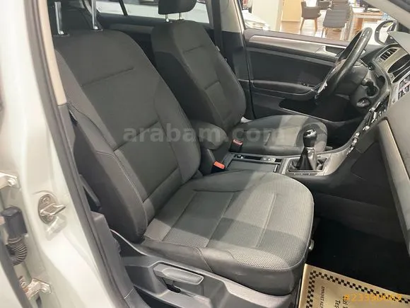 Volkswagen Golf 1.6 TDi BlueMotion Midline Plus Image 10