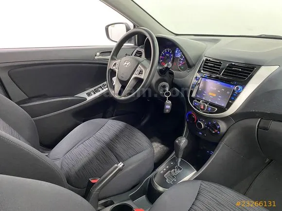 Hyundai Accent Blue 1.4 D-CVVT Mode Plus Image 10