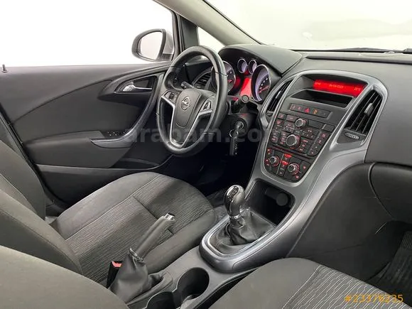 Opel Astra 1.6 Edition Plus Image 10