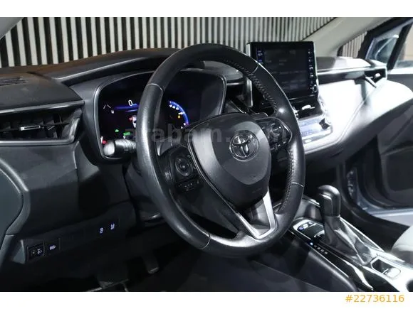 Toyota Corolla 1.8 Hybrid Dream Image 9