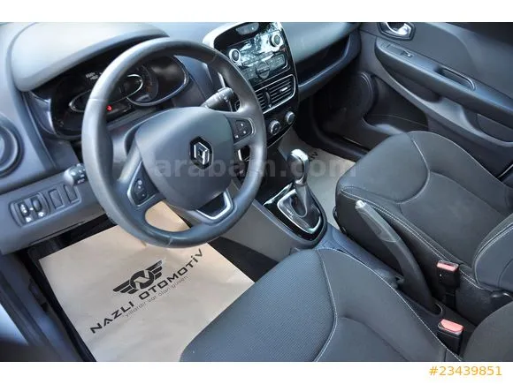 Renault Clio 1.2 Joy Image 9