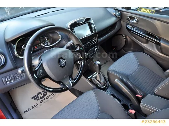 Renault Clio 1.2 SportTourer Icon Image 9