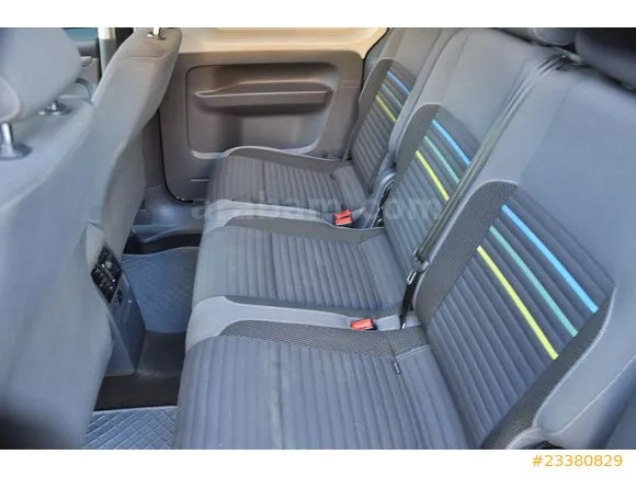 Volkswagen Caddy 1.6 TDI Team Image 10