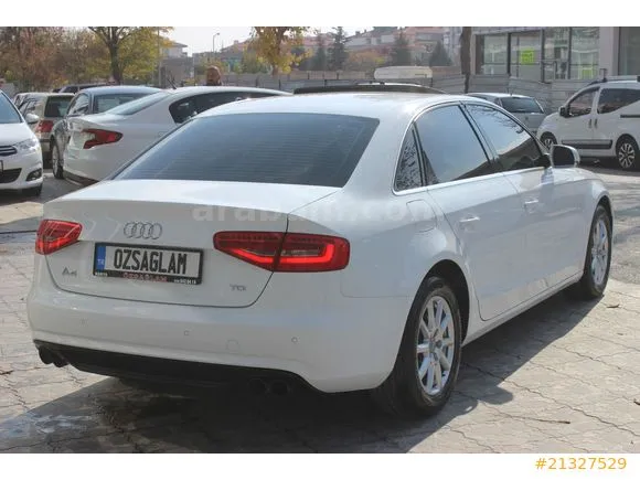 Audi A4 A4 Sedan 2.0 TDI Image 4