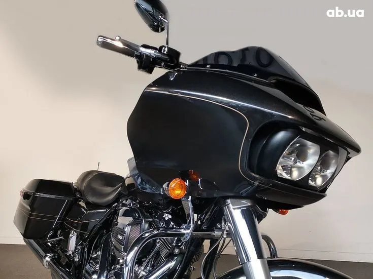 Harley-Davidson FLTRX  Image 9