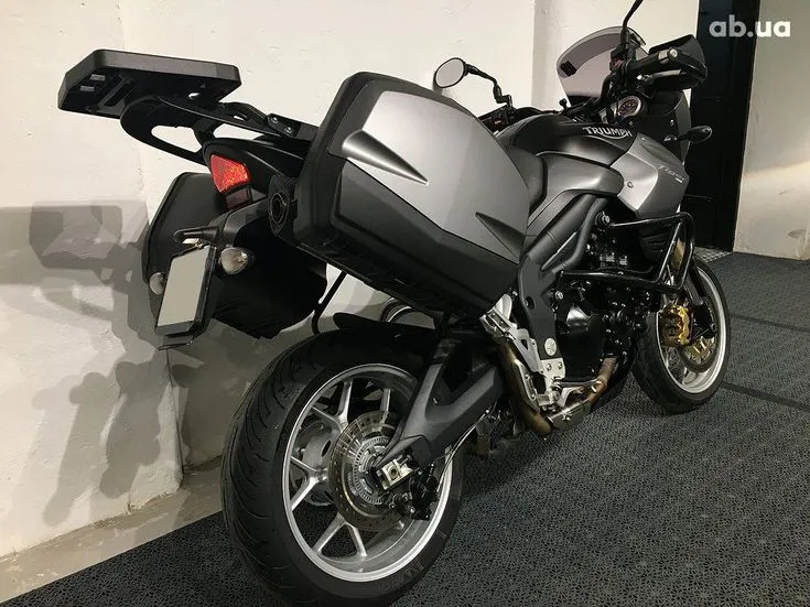 Triumph Tiger  Image 2